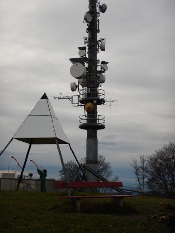 Antenna tower with 2m RMS on top of Hoernli mountain - 1130m asl